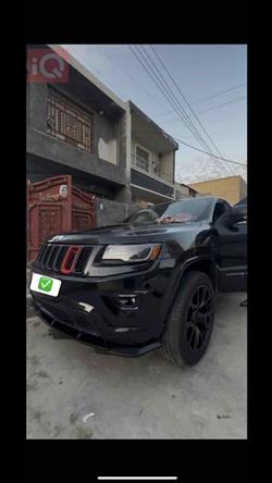 جیپ گراند شیرۆکی